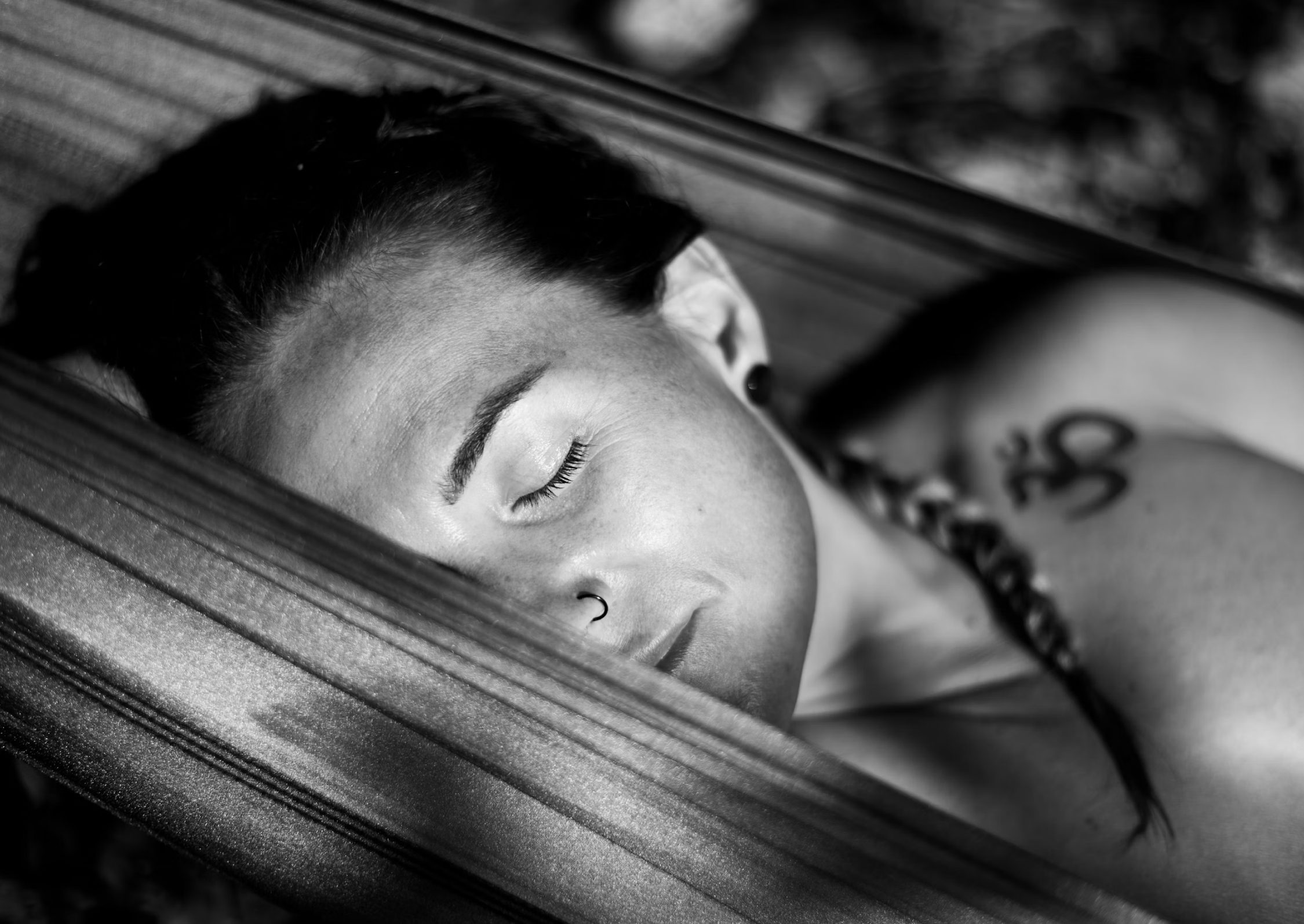 En este momento estás viendo Beneficios de la siesta después de entrenar: Clave para mejorar el rendimiento físico y mental