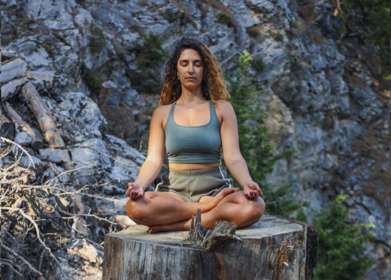 Lee más sobre el artículo La Meditación: Tu Aliada en la Recuperación Post-Entrenamiento