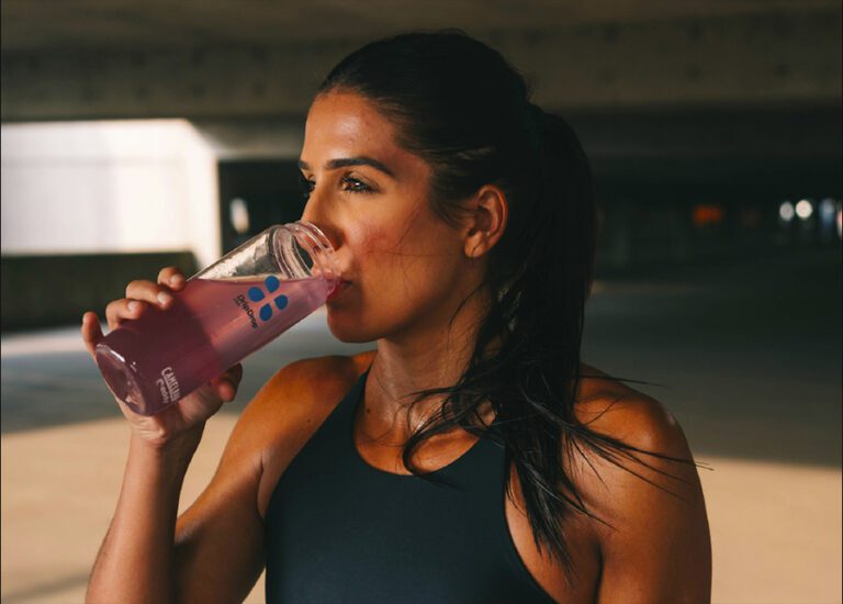 Lee más sobre el artículo ¿Por qué es crucial la hidratación en atletas?